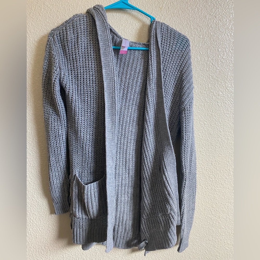 Cardigan with pockets